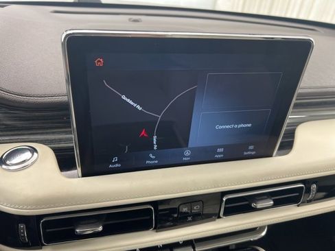 Certified 2023 Lincoln Aviator Black Label w/ Class IV Trailer Tow Package image 19