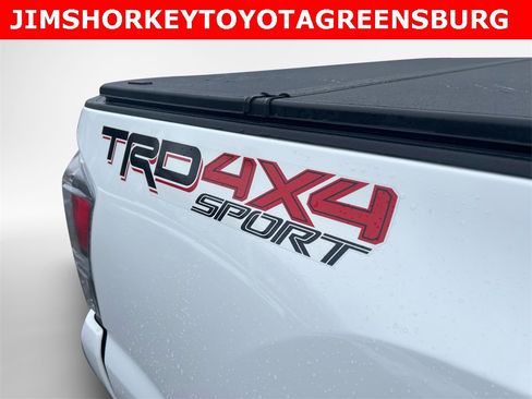 Used 2023 Toyota Tacoma TRD Sport image 12