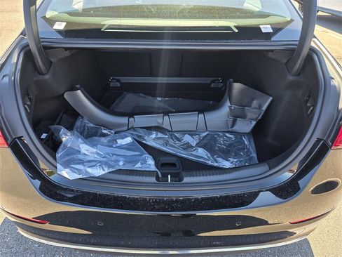 New 2026 Mercedes-Benz C 300 4MATIC Sedan image 9