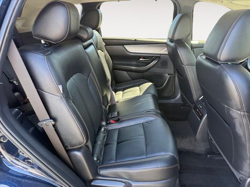 Certified 2024 MAZDA CX-90 3.3 Turbo w/ Preferred Plus AWD/4WD image 19