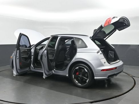 Used 2020 Audi SQ5 Premium Plus w/ Premium Plus Package AWD/4WD image 40