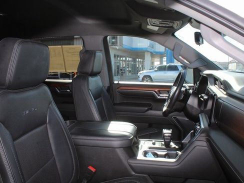 Used 2023 GMC Sierra 1500 Denali w/ Technology Package image 17