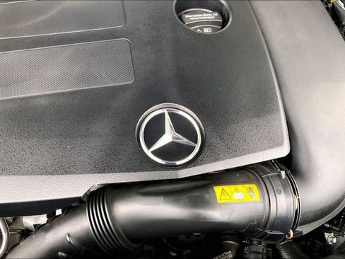 Certified 2022 Mercedes-Benz GLC 300 4MATIC image 29