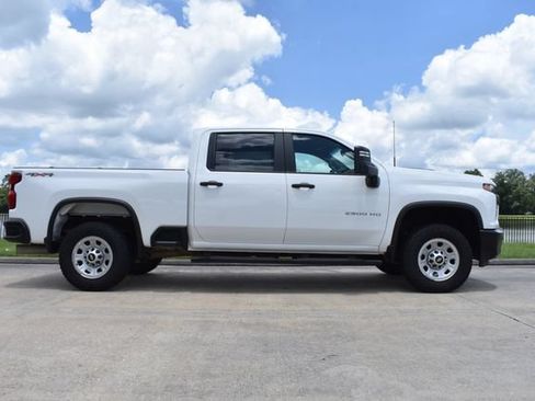 Used 2023 Chevrolet Silverado 2500 W/T w/ WT Convenience Package AWD/4WD image 3