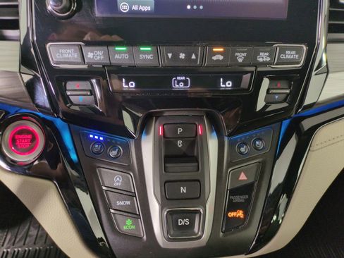 Used 2024 Honda Odyssey Elite image 22