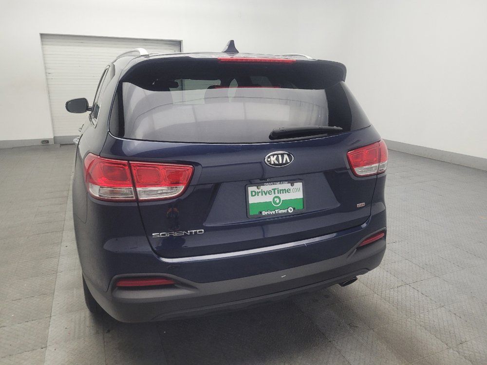 Used 2018 Kia Sorento FWD image 6