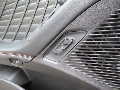 Used 2024 Dodge Charger R/T w/ Plus Group image 25