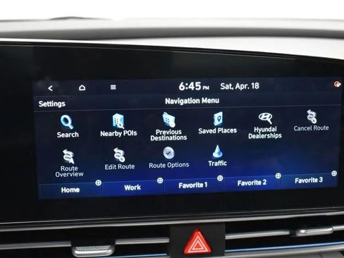 Used 2025 Hyundai Elantra Limited image 32