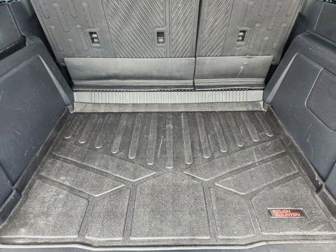 Used 2024 Ford Bronco Badlands image 32