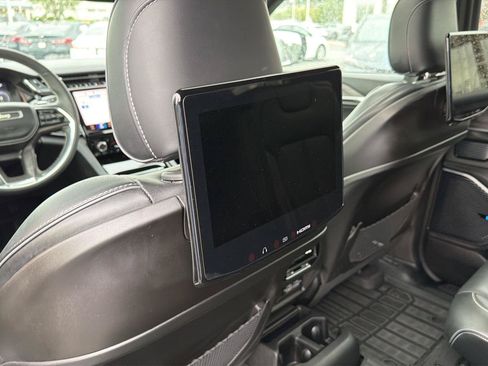 Used 2023 Jeep Grand Cherokee L Overland w/ Rear Seat Video Group I AWD/4WD image 12