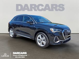 Used 2024 Audi Q3 2.0T Premium Plus AWD/4WD video 1