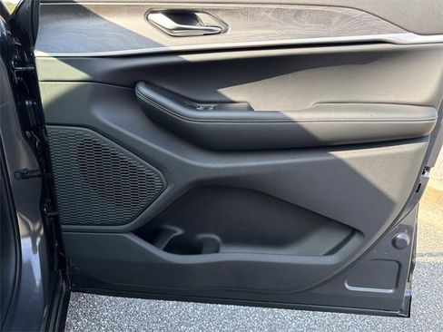 New 2025 Jeep Grand Cherokee Limited image 13