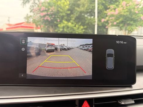 Certified 2024 Kia Sorento S FWD image 19