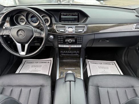 Used 2014 Mercedes-Benz E 350 4MATIC Sedan image 16