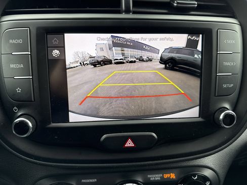 Certified 2025 Kia Soul LX w/ LX Technology Package image 26