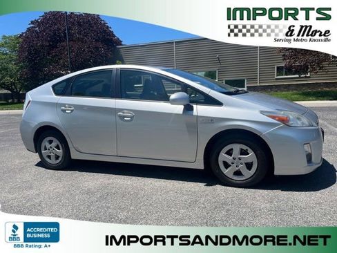 Used 2011 Toyota Prius Two w/ Preferred Accessory Pkg FWD image 1