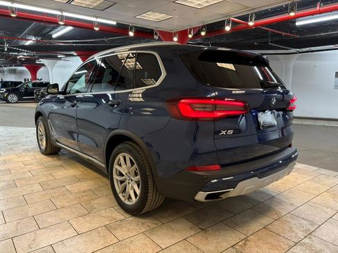 Used 2022 BMW X5 xDrive40i w/ Premium Package image 6