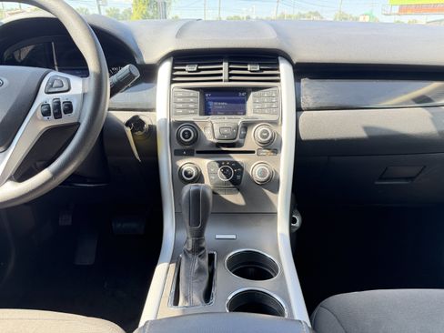 Used 2014 Ford Edge SE w/ Equipment Group 101A AWD/4WD image 19