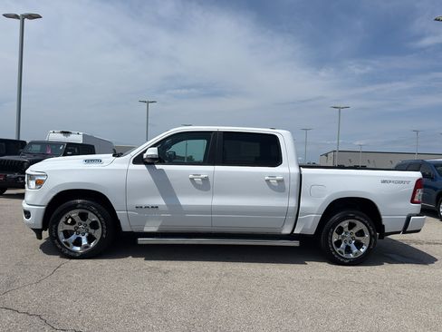 Used 2022 RAM 1500 Big Horn AWD/4WD image 6