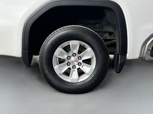 Used 2022 GMC Sierra 1500 SLE image 29
