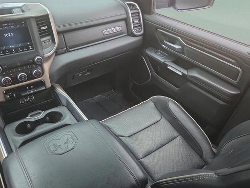 Used 2020 RAM 1500 Laramie AWD/4WD image 14