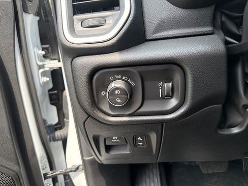 New 2026 RAM 1500 Big Horn AWD/4WD image 10
