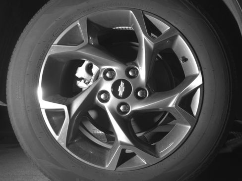 Used 2025 Chevrolet Trax LT FWD image 15