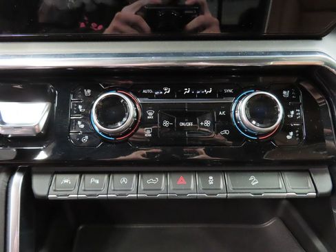 Used 2026 GMC Sierra 1500 Denali Ultimate AWD/4WD image 53