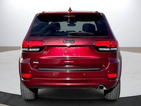 Certified 2018 Jeep Grand Cherokee Altitude image 7