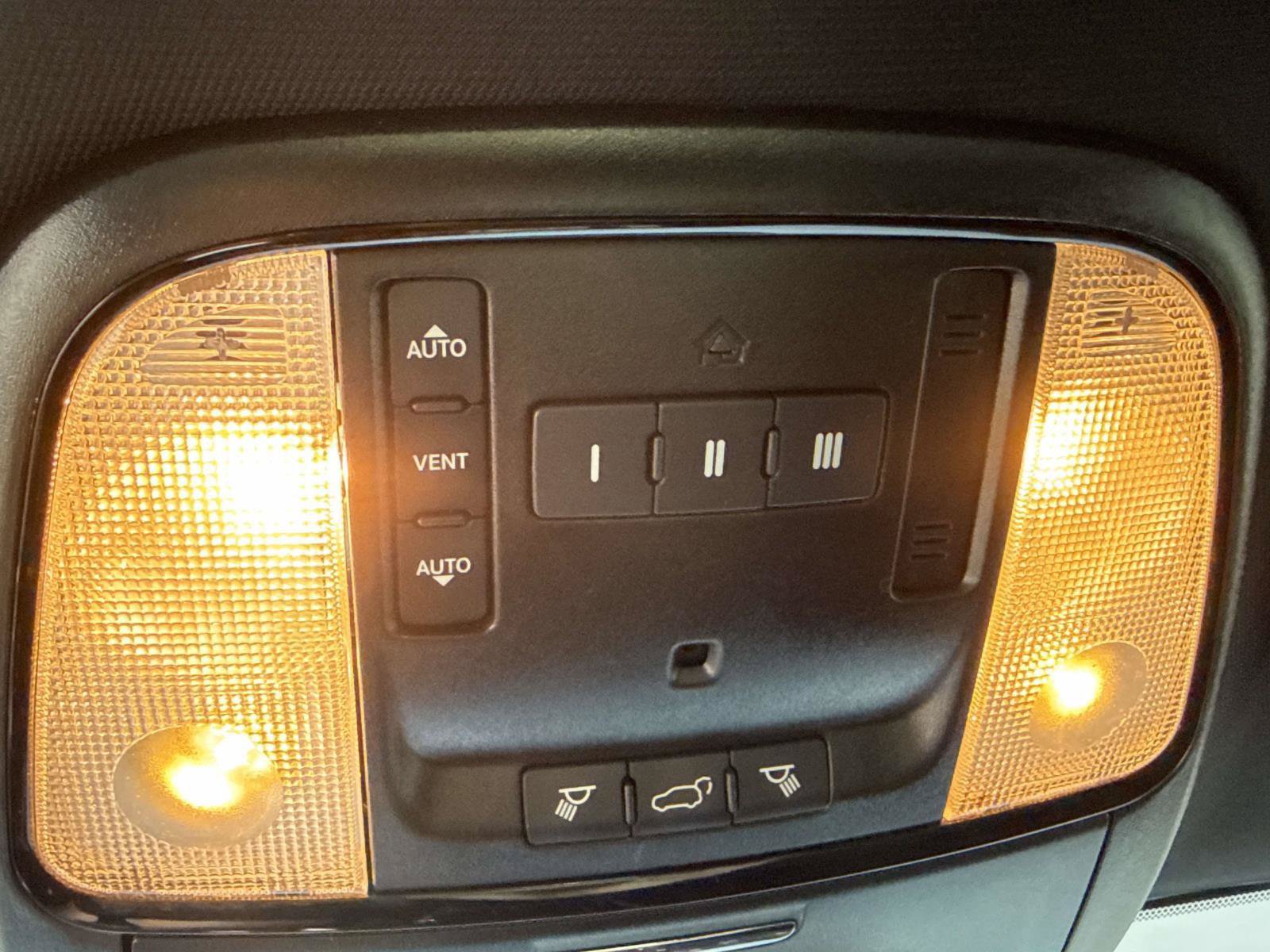 Used 2021 Dodge Durango GT RWD image 30