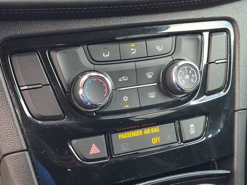 Used 2019 Buick Encore Preferred FWD image 12