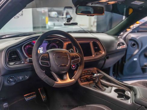 Used 2023 Dodge Challenger SRT Hellcat RWD image 24