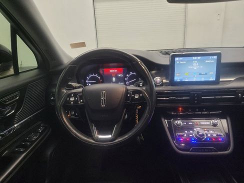 Used 2021 Lincoln Corsair AWD w/ Equipment Group 101A image 22