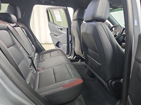 Certified 2025 Chevrolet Equinox RS w/ Safety and Technology Package FWD image 14
