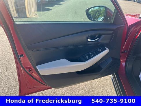 Used 2023 Honda Accord LX image 9