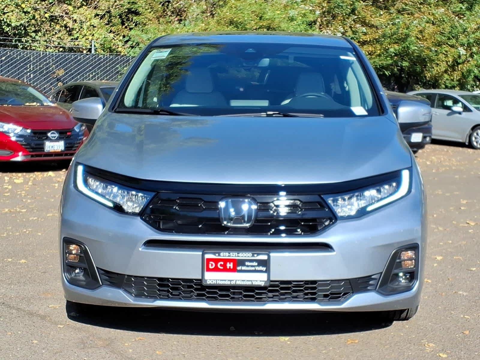 New 2027 Honda Odyssey Touring image 2