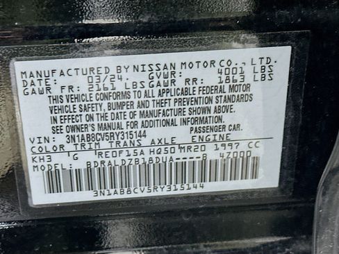 Used 2024 Nissan Sentra SV image 12