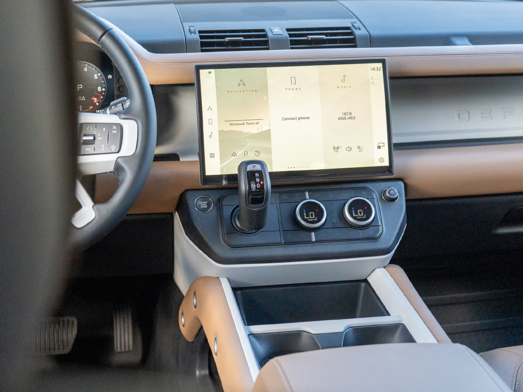 New 2026 Land Rover Defender 110 S AWD/4WD image 20