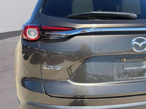 Used 2018 MAZDA CX-9 Touring w/ Touring Premium Package FWD image 31