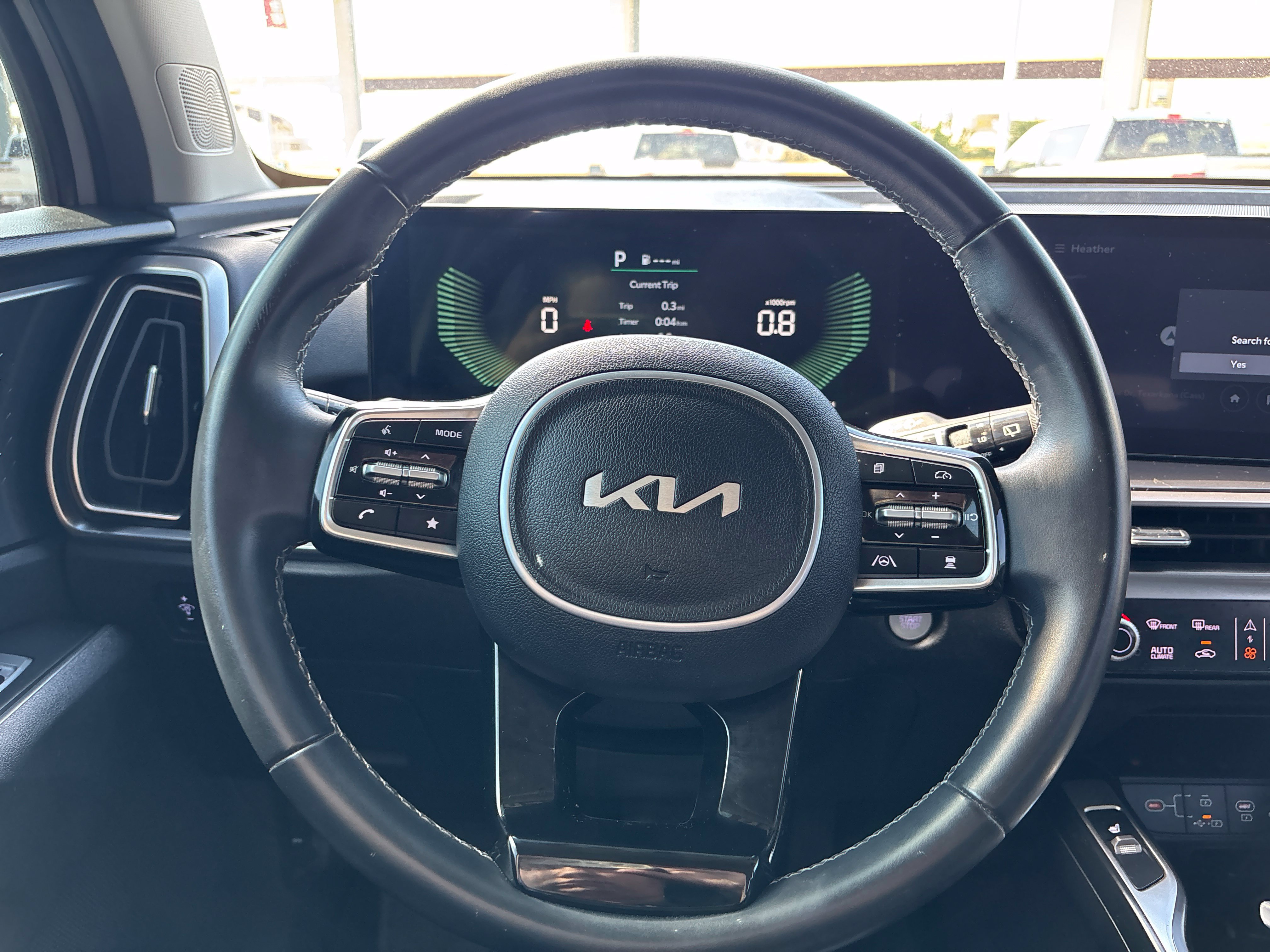 Used 2024 Kia Sorento S w/ Panoramic Sunroof Package FWD image 19