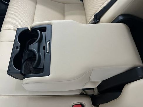 Used 2022 Lexus RX 450h AWD w/ Premium Package image 39