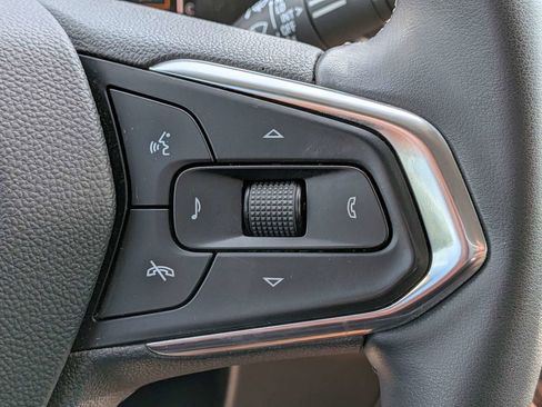 Used 2024 Chevrolet Trax LT w/ Driver Confidence Package image 25