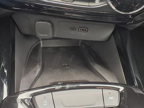 New 2026 Chevrolet Trax RS w/ Sunroof Package image 17