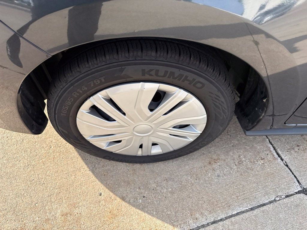 Used 2024 Mitsubishi Mirage ES FWD image 12