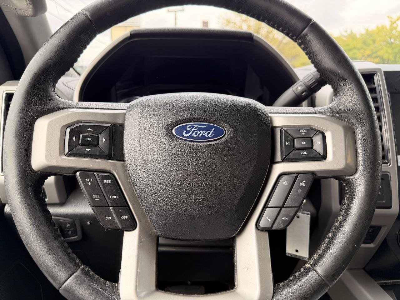 Used 2020 Ford F250 Lariat AWD/4WD image 23