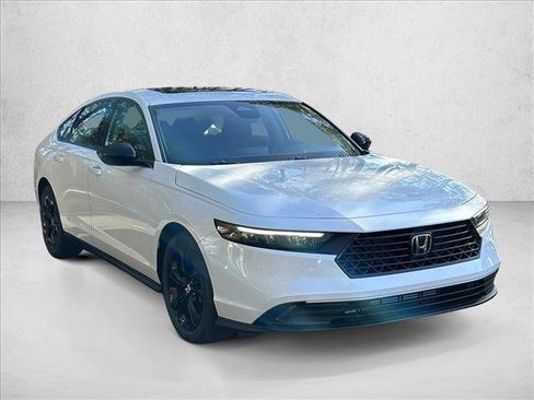 New 2025 Honda Accord SE image 9