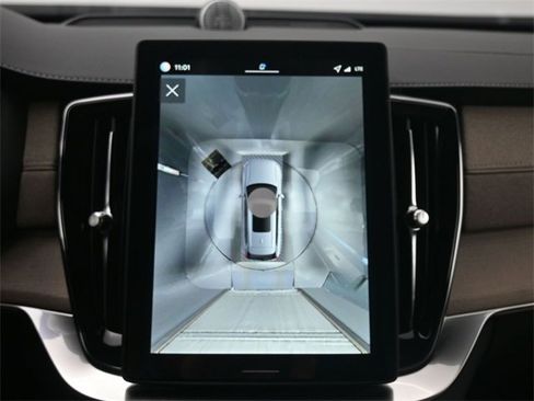 New 2026 Volvo XC90 B6 Ultra w/ Lounge Package image 21