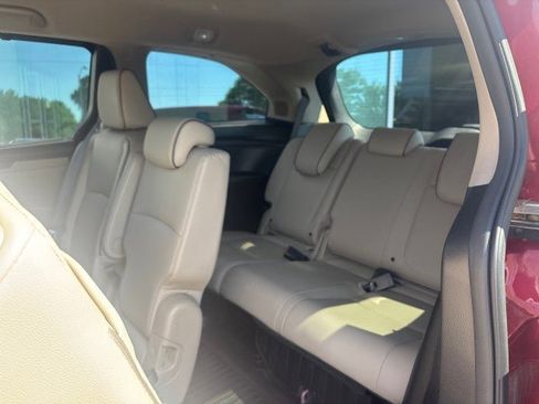 Used 2022 Honda Odyssey Elite image 40