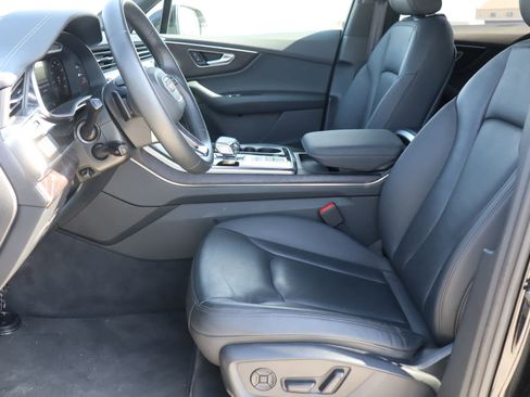 Used 2023 Audi Q7 2.0T Premium w/ Convenience Package image 45