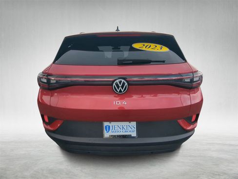 Used 2023 Volkswagen ID.4 Pro S image 4